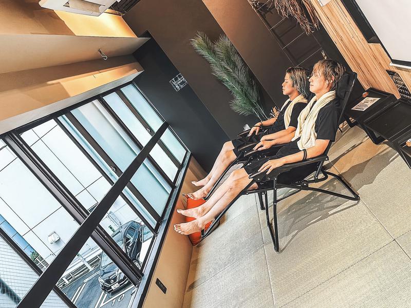 季ららサウナスタジオカフェ 窓全開で半外気浴OK