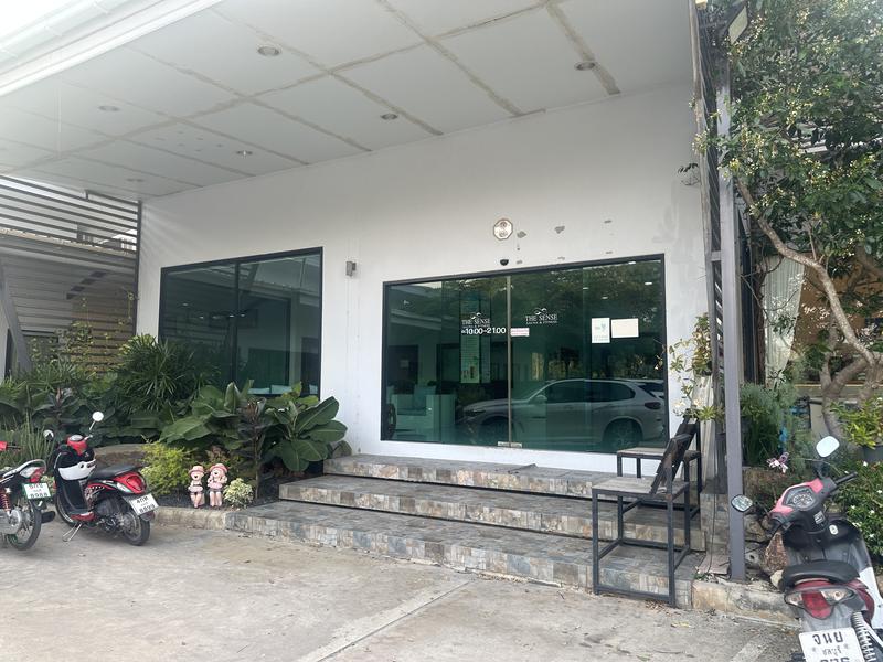 The Sense Sauna & Fitness 入り口