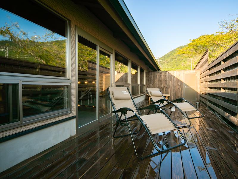 湯野温泉 芳山園 芳和の湯 外気浴スペース