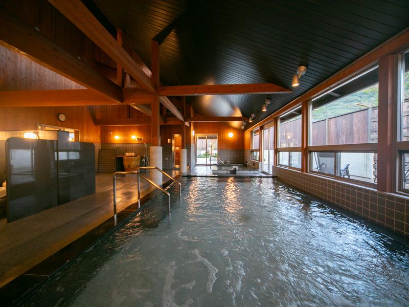 湯野温泉 芳山園 芳和の湯 内湯