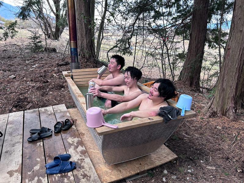 りたまキャンプフォレスト 仲良く3人で外気浴