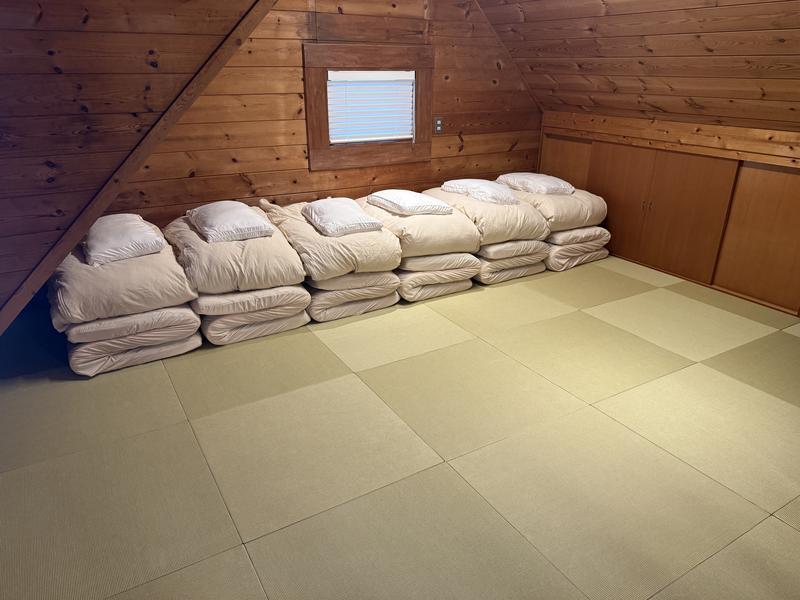 SAUNA BOX ベットルームの他に畳エリアもあります🌿