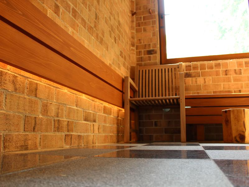 THE W Relax Garden Resort 床は岩盤浴