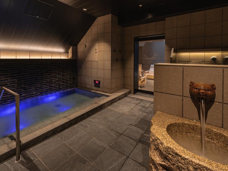 暖雪 札幌 水風呂　女性