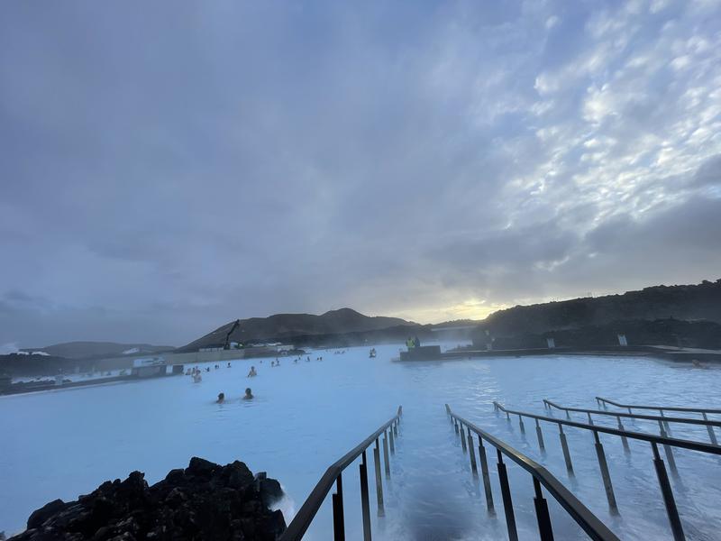 ブルーラグーン(BLUE LAGOON ICELAND) 世界一大きな露天風呂