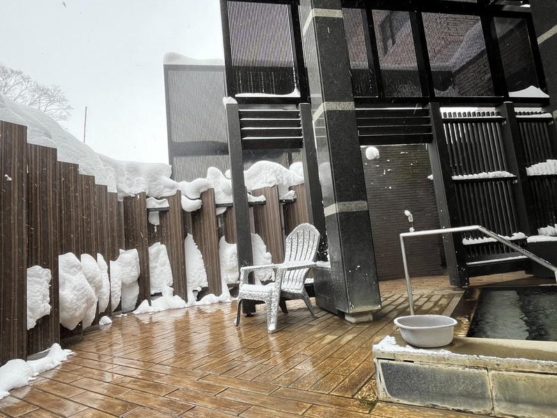 ニセコノーザンリゾート・アンヌプリ 露天・ととのいスペース