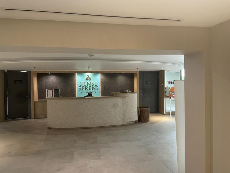 Avani Ratchada Bangkok 12F入口