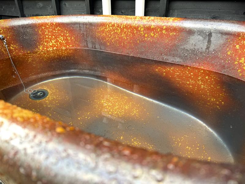 糸島ガーデンサウナ湯庵 信楽焼き内風呂と露天風呂