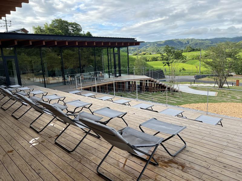 SATOYAMA TERRACE 風の抜ける外気浴