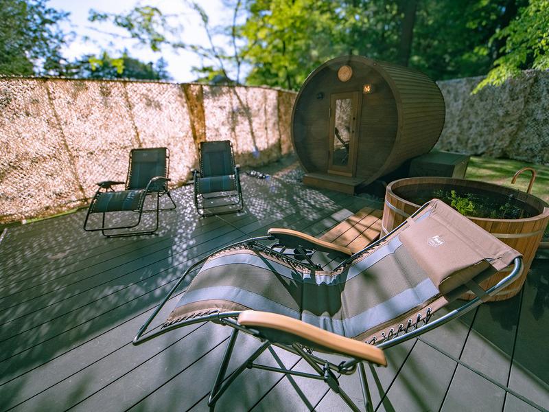 Firewoods county(サンワ設計ネーブルパーク) 外気浴スペース