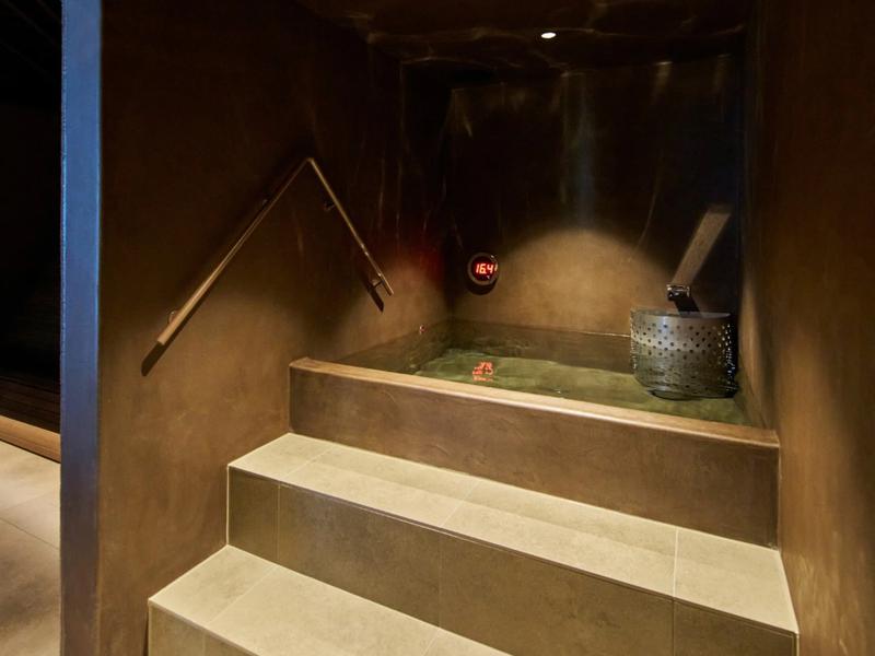 sauna100 水風呂