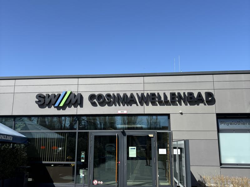 Cosimawellenbad 正面