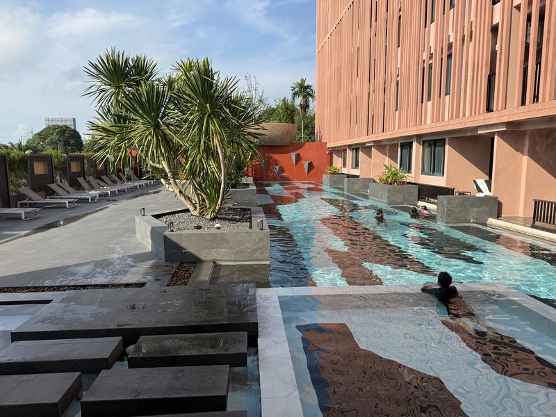 PRIME TOWN - Posh & Port Hotel PHUKET 水風呂 外気浴