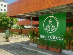 Inner Circle Herbal Steam Room 写真