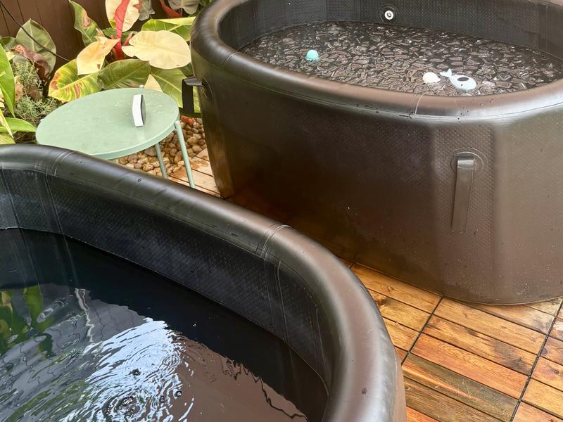 Secret Garden (Icebath and Sauna) 水風呂（手前は氷無し）