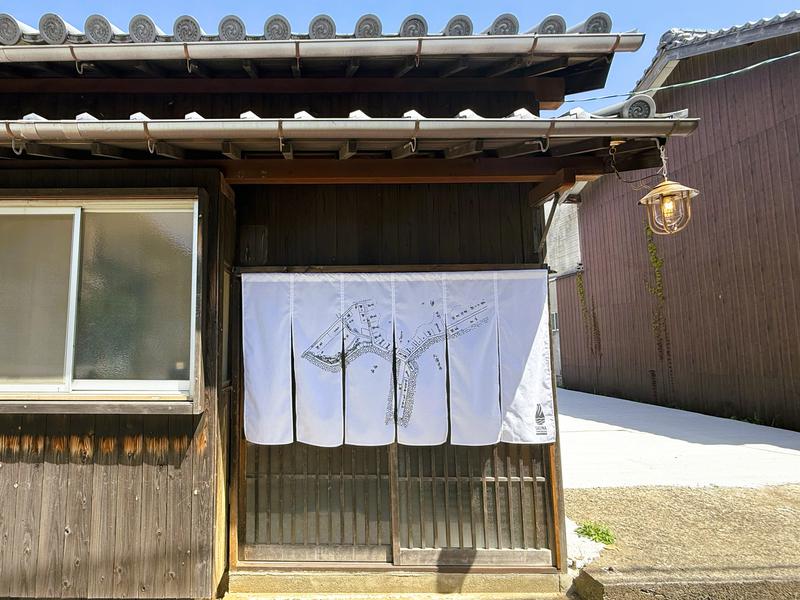 サウナ新地鼻 玄関