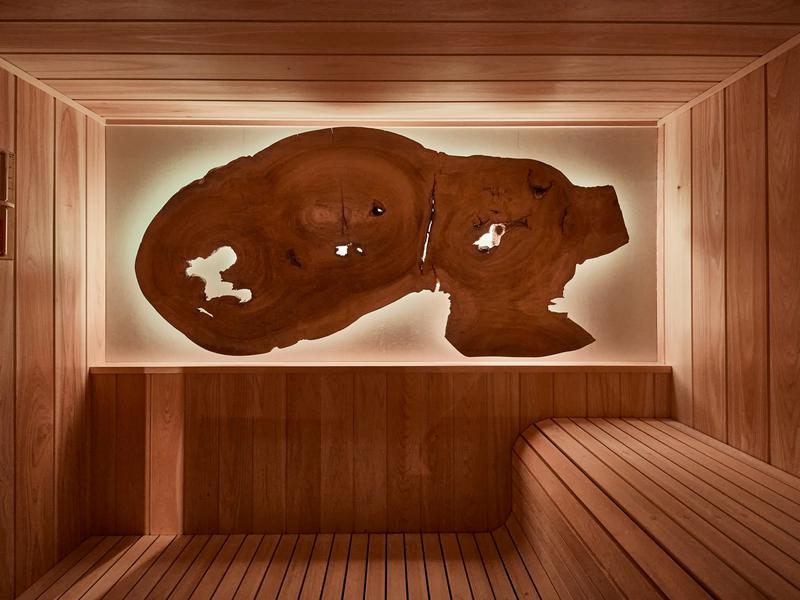 BY THE BIWAKO サウナ室