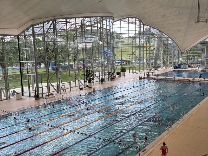 Olympia-Schwimmhalle (Hallenbad) プール