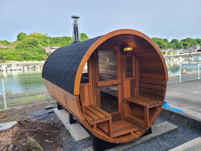 Tabist ヴィラダイオーリゾート 伊勢志摩 バレルサウナ2号機　（薪ストーブ）