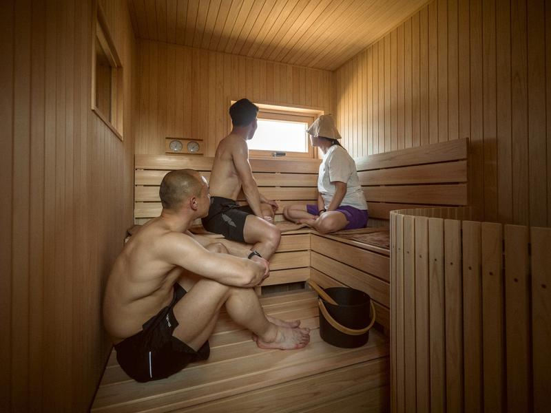 おながわ海岸広場 SAUNA & CABINS 風のサウナ サウナ室内