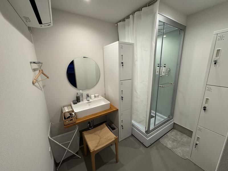 おながわ海岸広場 SAUNA & CABINS 風のサウナ ドレッシングルーム
