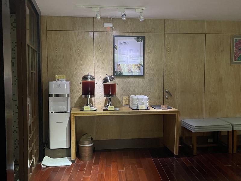 Hotel Royal Chihpin ウォーターサーバーとお茶の試飲あり