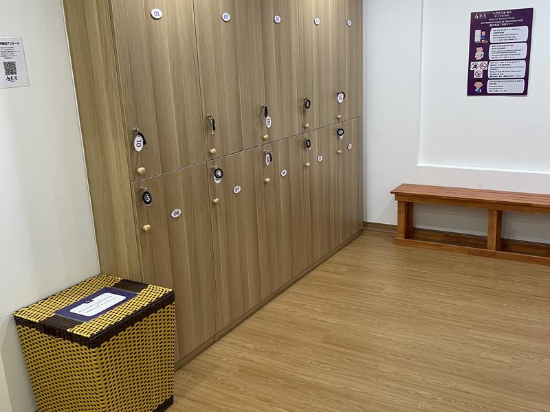 Azumaya Hotel Dao Tan 脱衣所ロッカー