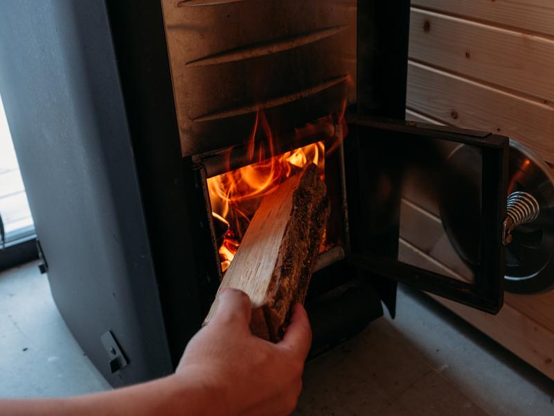 Sansui Lakeside Villa (NUKUMORI) ハルビア　薪ストーブ