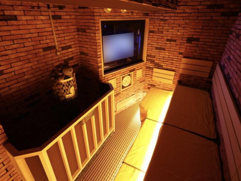 天然温泉 若狭の湯 ドーミーイン敦賀 サウナ室