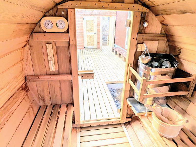 Asuka Resort 富士山中湖 バレルサウナ室内②