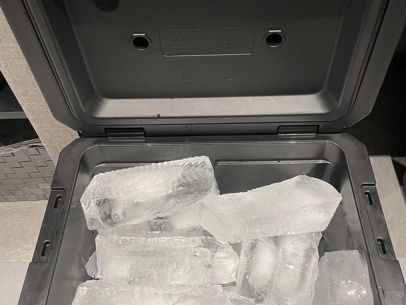 BAYSIDE SAUNA 氷無料サービス