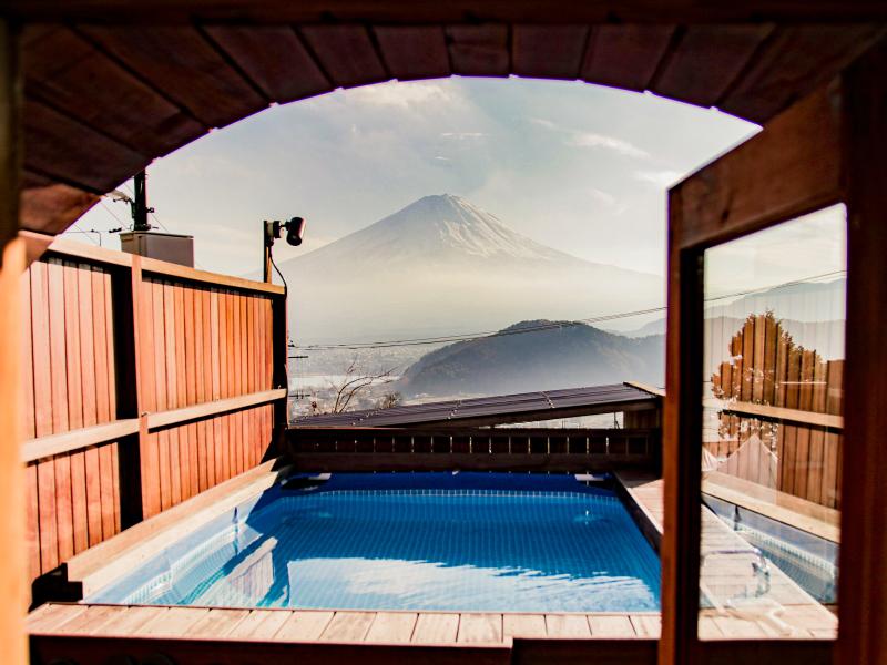 Dot Glamping 富士山 バレルサウナからの景色