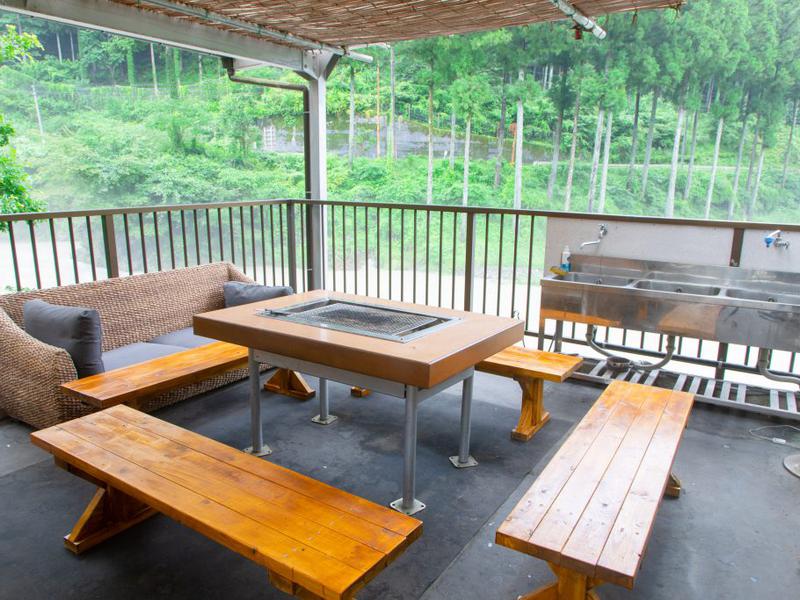 レストハウス名栗(attend sauna) BBQテラス（レストハウス名栗のサイトから予約）