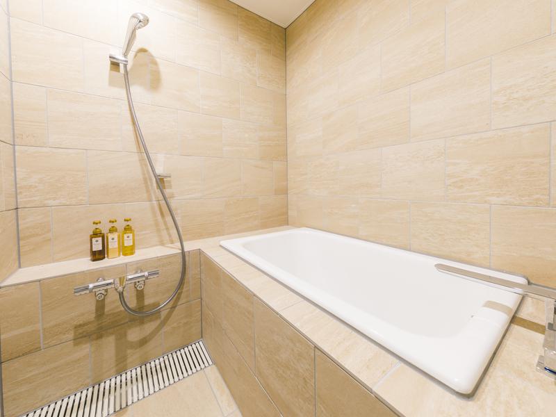 Privete SAUNA by シーサイドホテル舞子ビラ神戸(プライベートサウナ付客室) 蛇口から９℃のチラー水でお好みの水温に設定可能