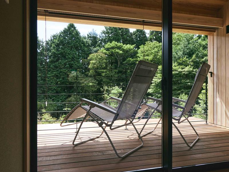 GEOSPOT MOTOHAKONE B ベランダ