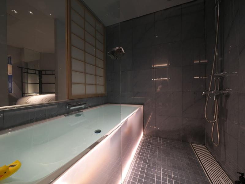 エディトサウナイン大阪天満宮 温浴槽