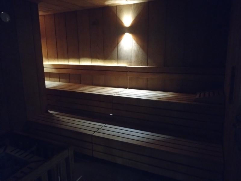 GRAND HYATT AMAN フィンランドサウナ