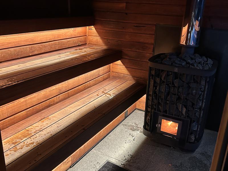 Kuuma - Nature Sauna サウナは3段