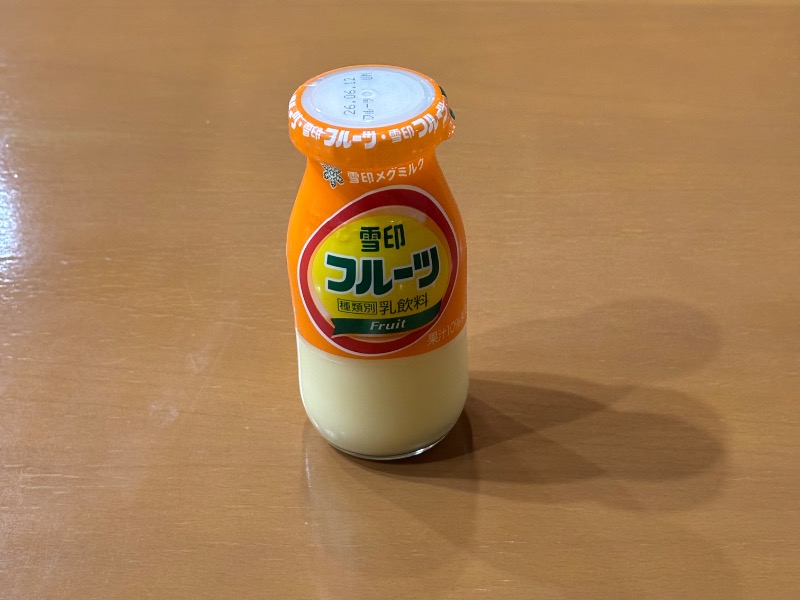 フルーツ牛乳