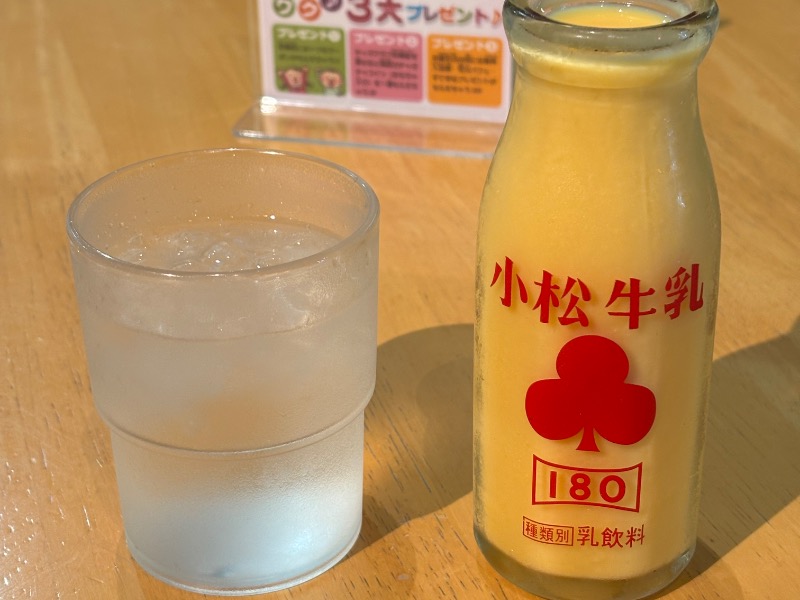 小松牛乳（フルーツ）