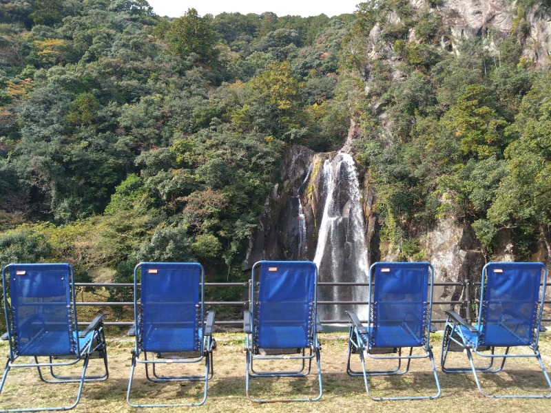 🍹ガラポさん【🈂️旅大好き】さんの飛雪の滝キャンプ場のサ活写真