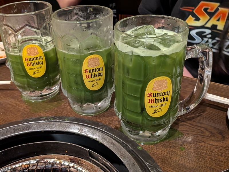 抹茶ハイと緑茶ハイ